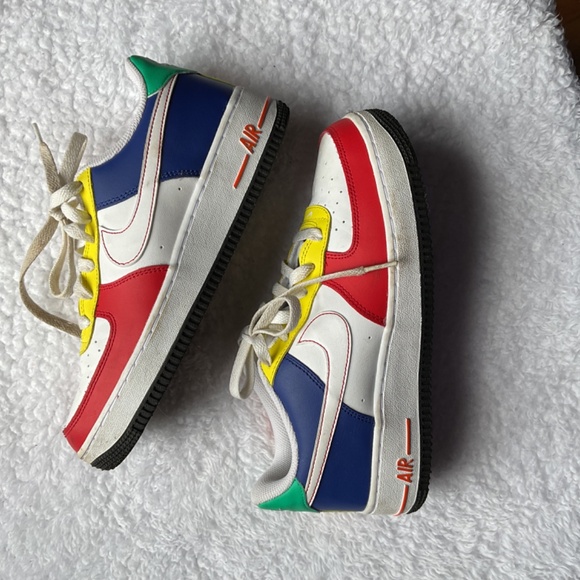 Nike AF1 size 6Y - Picture 3 of 3